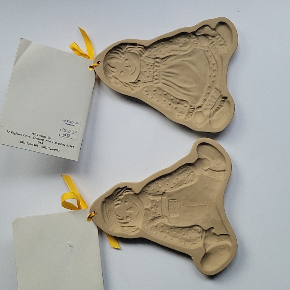 NWT  Vintage Brown Bag Cookie Art Molds Raggedy Ann 1985 & Andy 1986 Hill Design